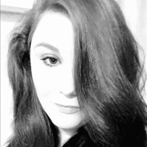 Meet your Posher, Mollye